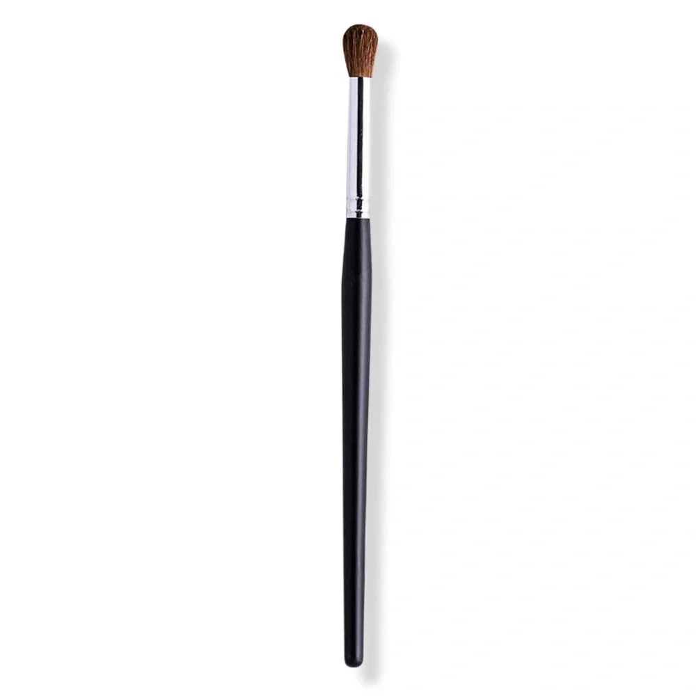 Morphe M332 Domed Fluffy Crease Brush